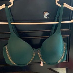 Victoria Secrets bra